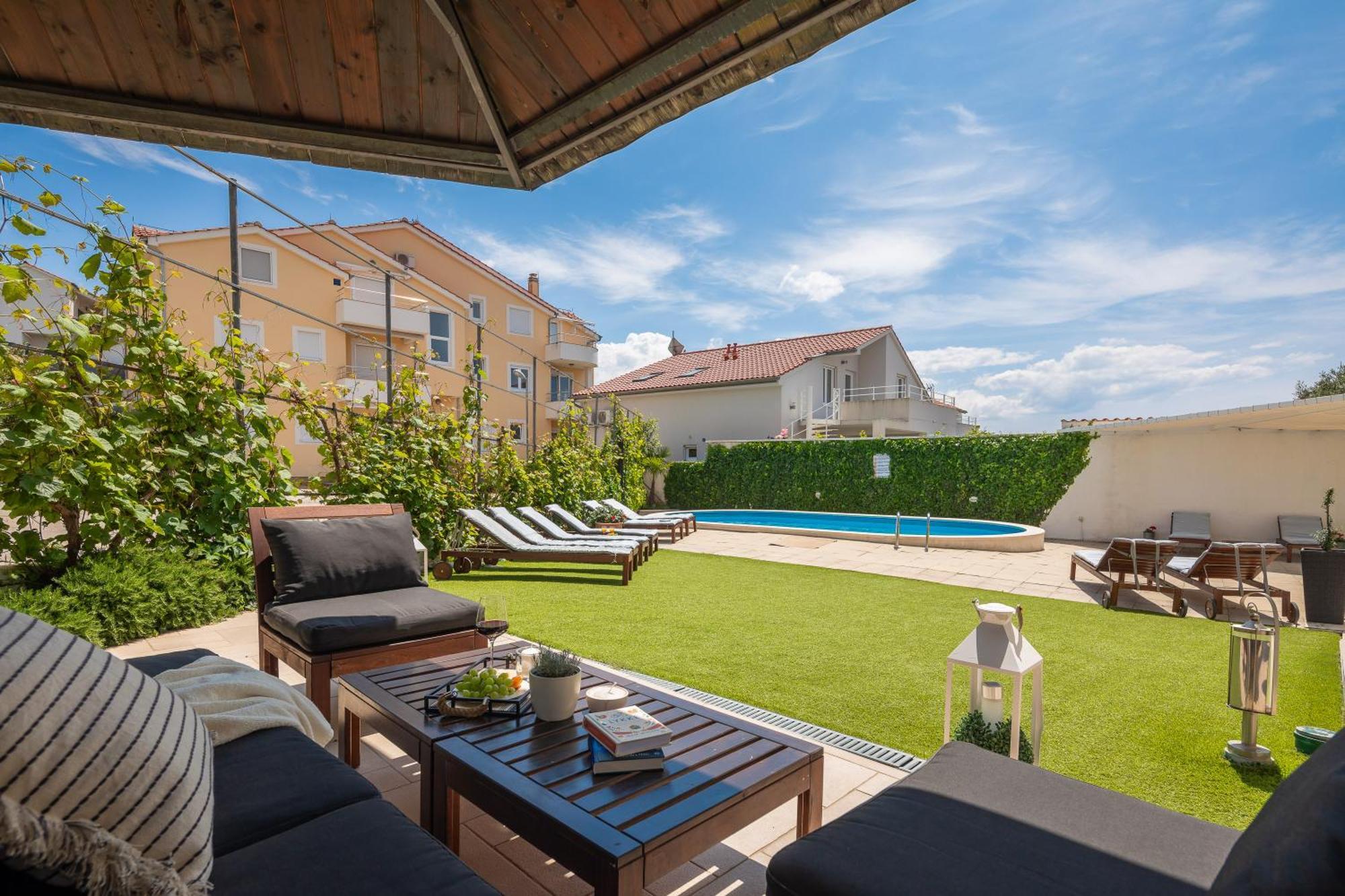 Apartments Tihi III Vodice Exterior foto