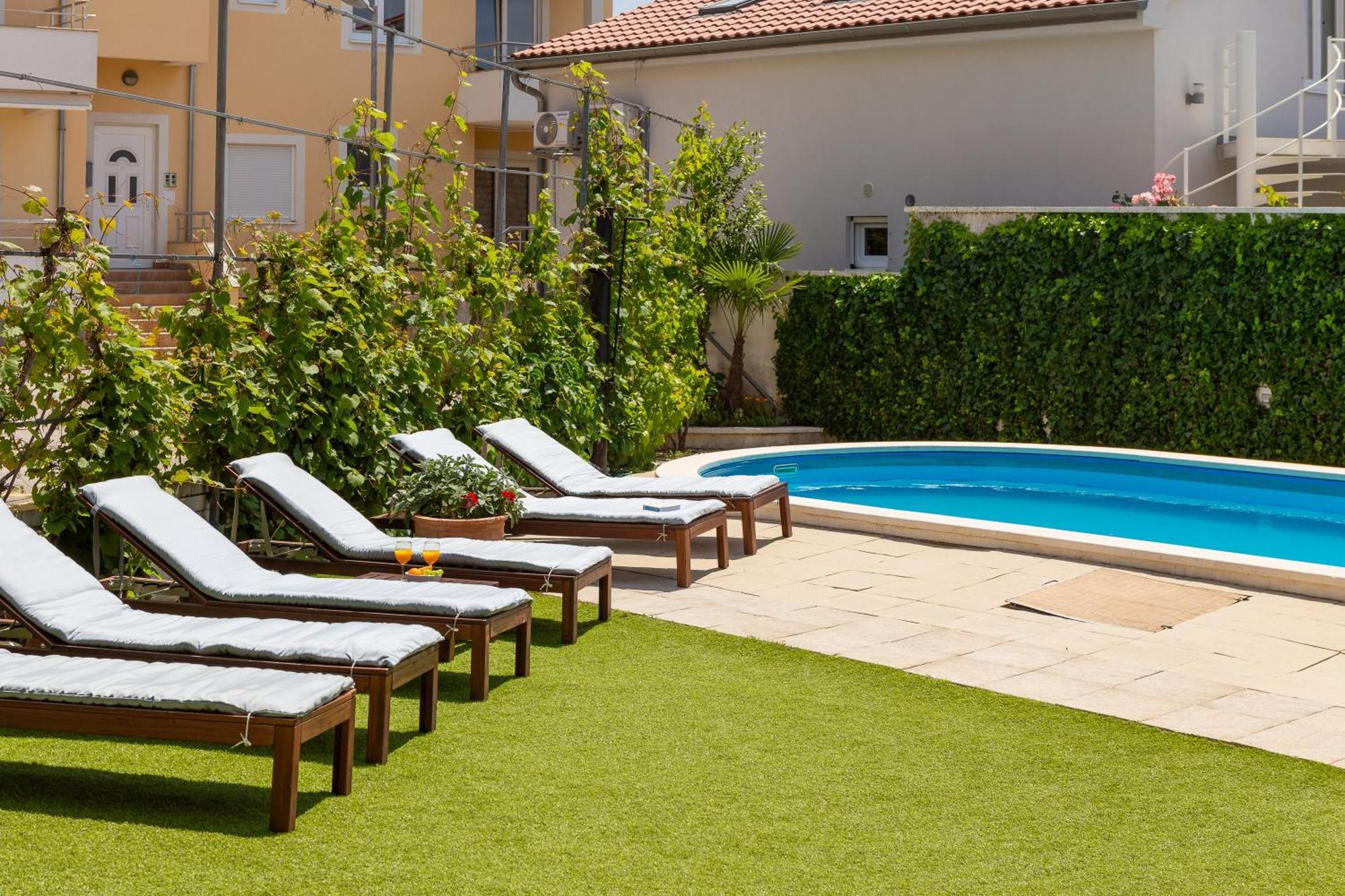 Apartments Tihi III Vodice Exterior foto