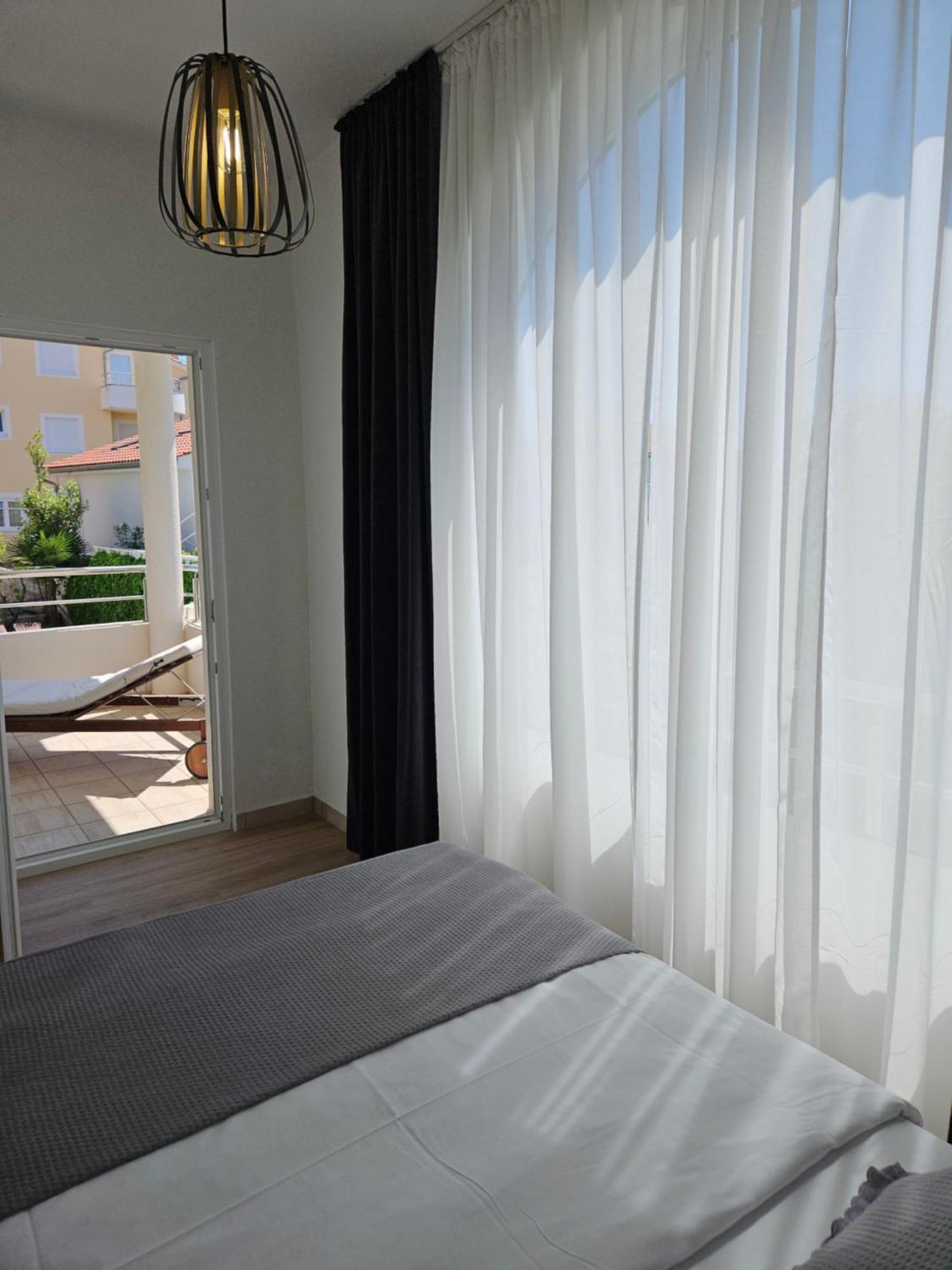 Apartments Tihi III Vodice Exterior foto
